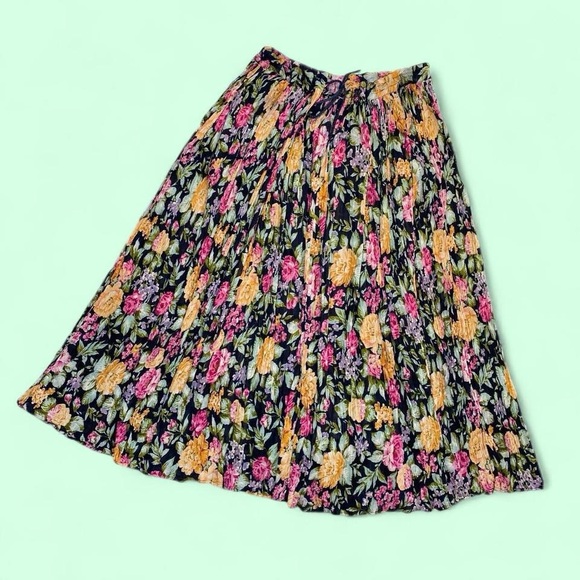 Vintage Dresses & Skirts - Vintage Cute Options Colorful Floral Cottage Coquette Full Maxi Skirt